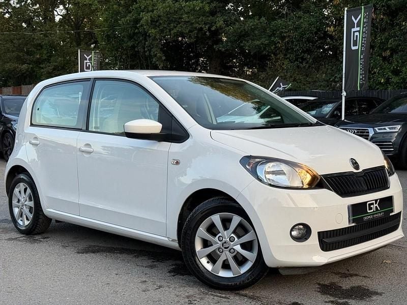 White Used 2013 Skoda Citigo Elegance Hatchback | £4,995 (Good price) - Image 1/4