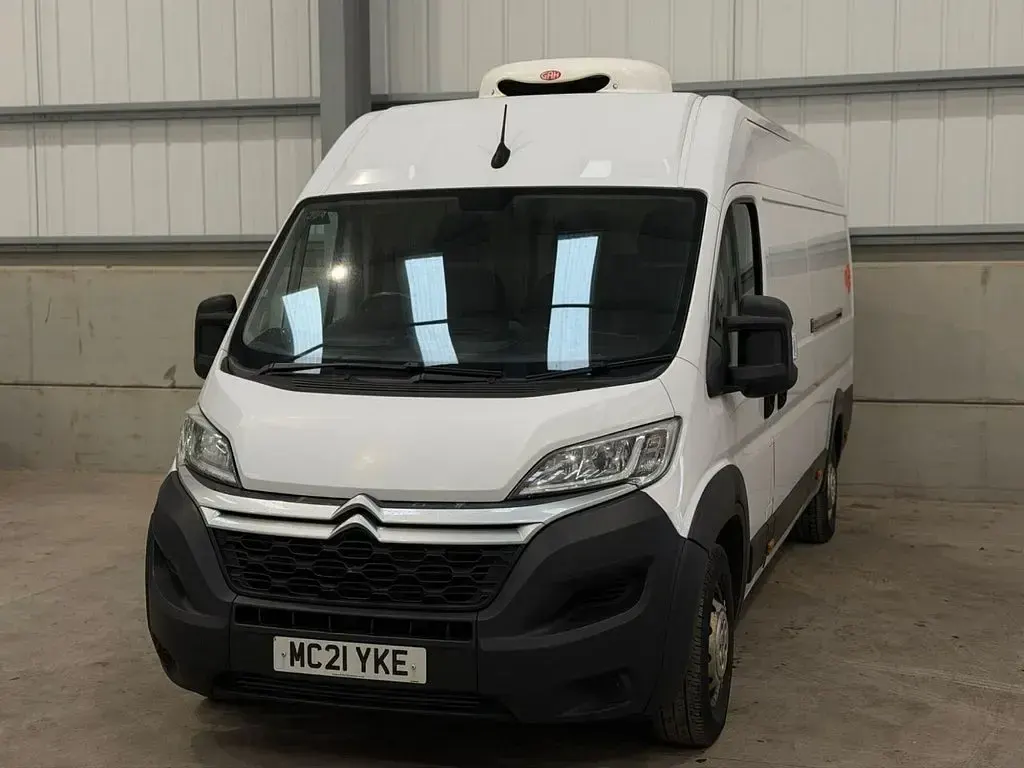 Used Citroën Relay 140 HP (102 kW) 2021 White Van
