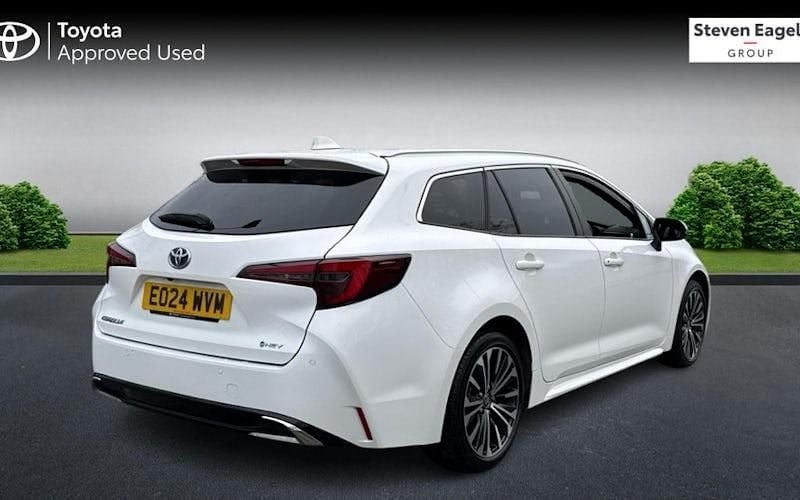 Used Toyota Corolla Design 140 HP (102 kW) 2026 Estate