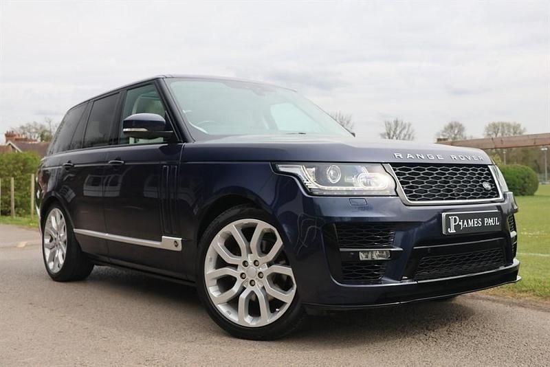 Used Land Rover Range Rover S 258 HP (189 kW) 2018 Loire blue SUV