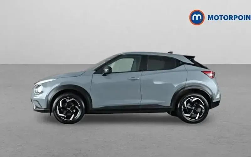 Used Nissan Juke N-Connecta 114 HP (83 kW) 2023 Grey SUV