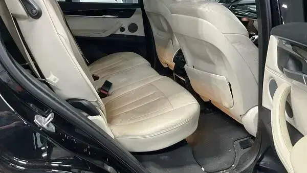 Begagnad BMW X5 M Sport 2017 Svart SUV