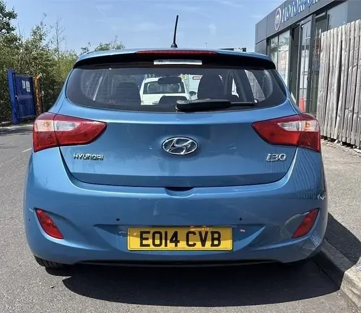 Used Hyundai i30 Active 110 HP (80 kW) 2014 Blue Hatchback