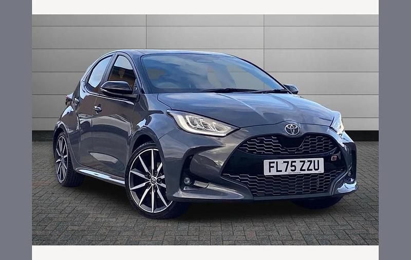 New Toyota Yaris Hybrid Sport 130 HP (95 kW) 2025 Unknown Hatchback