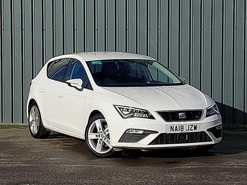 White Used 2018 Seat Leon FR Hatchback | £10,998 (Fair price) - Image 1/4