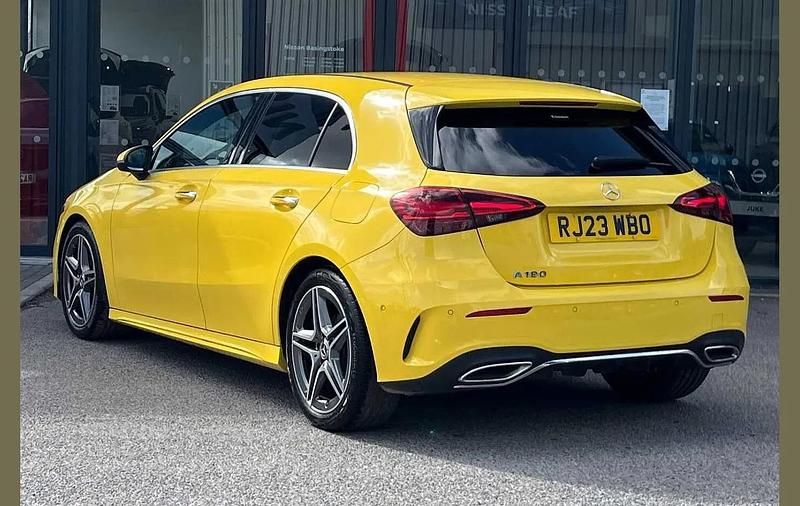 Used Mercedes A180 Executive 134 HP (98 kW) 2023 Yellow Hatchback