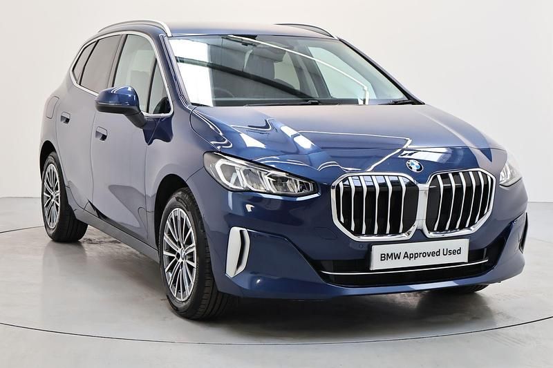 Used BMW 220 Active Tourer Luxury Line 168 HP (123 kW) 2022 Blue MPV