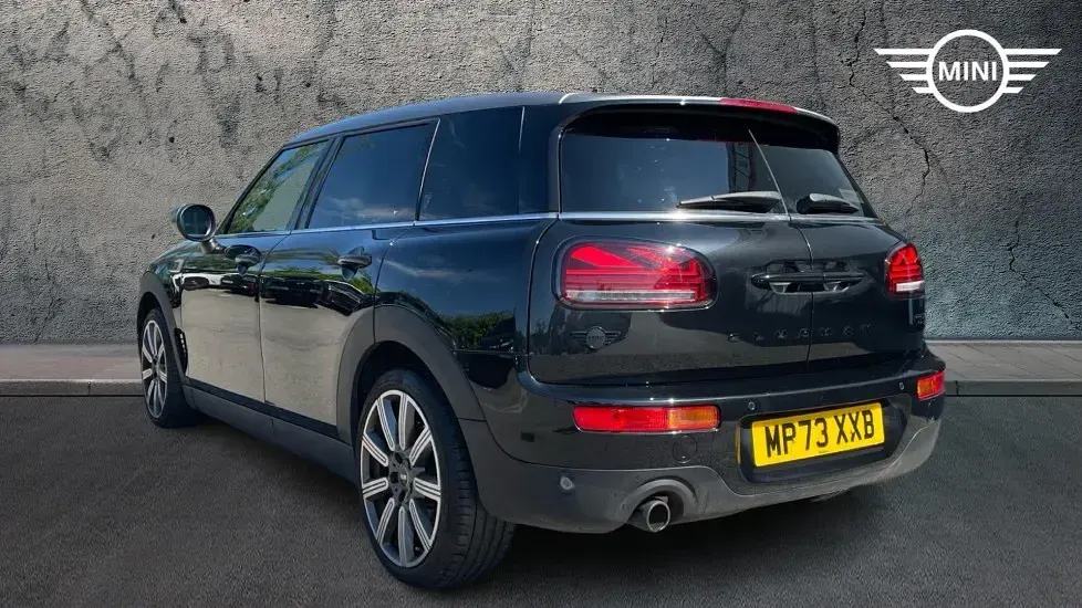 Used Mini Cooper Clubman Exclusive 134 HP (98 kW) 2023 Black Estate