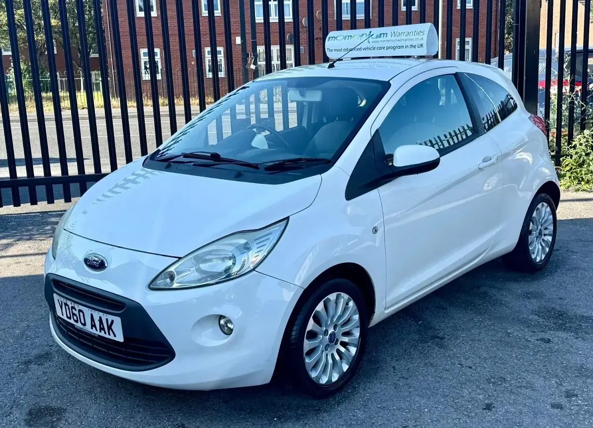 Used Ford Ka Zetec 69 HP (50 kW) 2010 White Hatchback