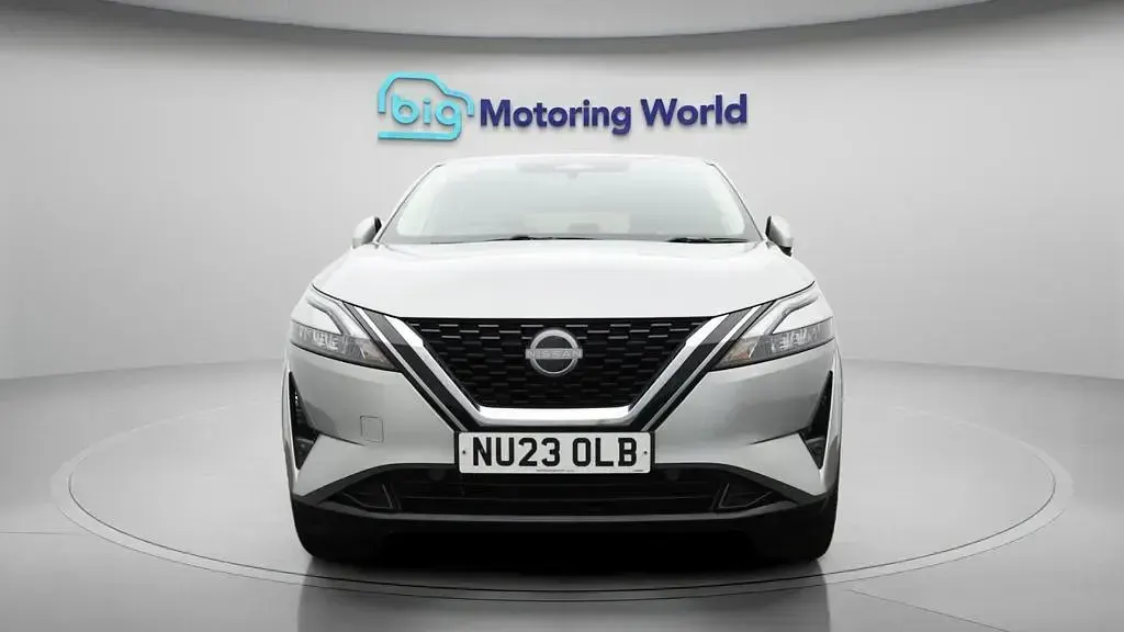 Used Nissan Qashqai N-Connecta 140 HP (102 kW) 2023 Silver SUV
