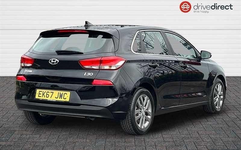 Used Hyundai i30 SE 120 HP (88 kW) 2020 Hatchback