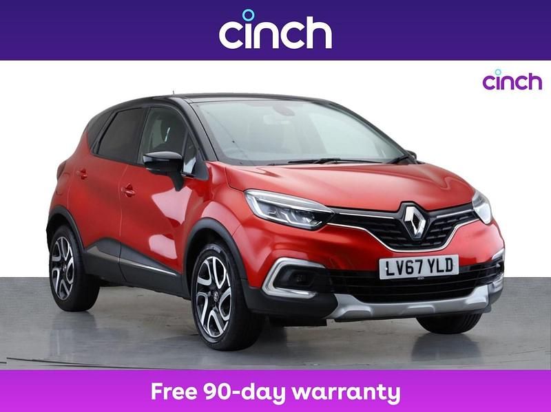 Red/black Used 2017 Renault Captur Dynamique SUV | £7,799 (Fair price) - Image 1/3