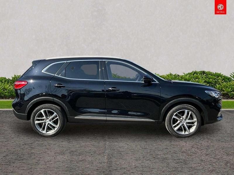 Used MG HS Exclusive 162 HP (119 kW) 2022 Black SUV