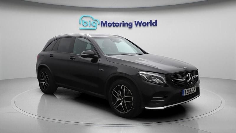 Black Used 2019 Mercedes GLC43 AMG Estate | £23,700 (Fair price) - Image 1/4