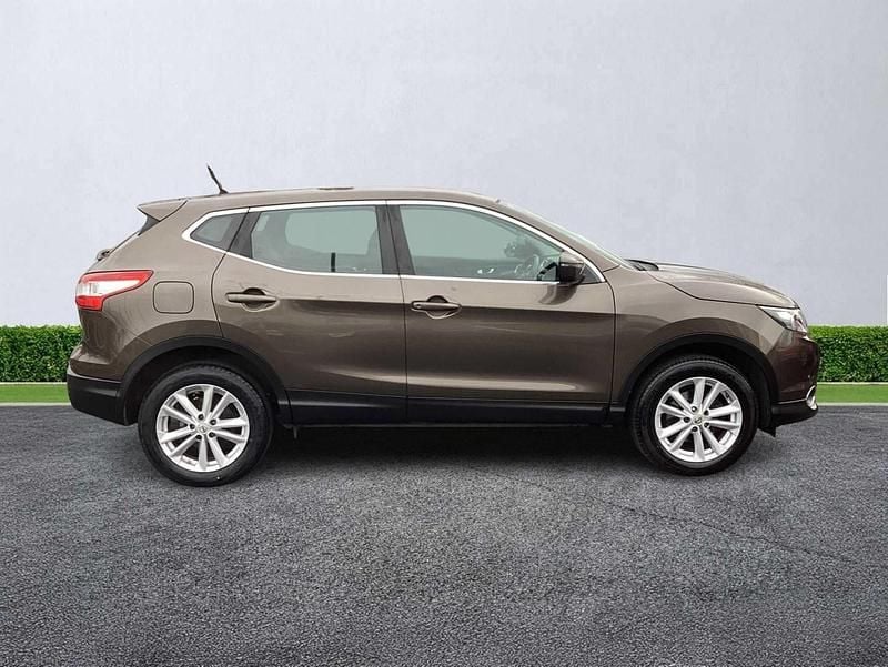 Used Nissan Qashqai Acenta 2016 Bronze SUV