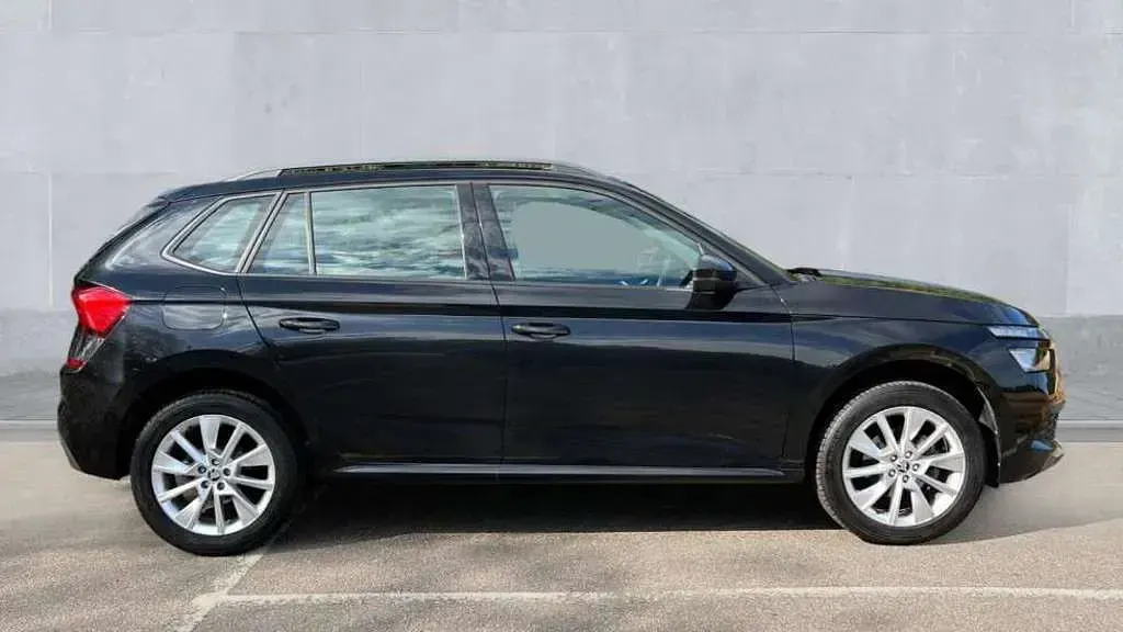 Used Skoda Kamiq SE 81 HP (59 kW) 2022 Black SUV
