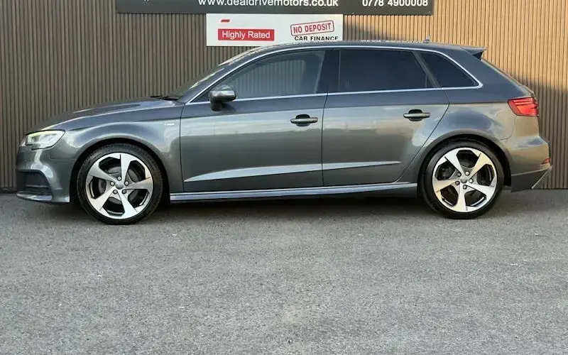 Used Audi A3 Sportback S-Line 150 HP (110 kW) 2017 Grey Hatchback