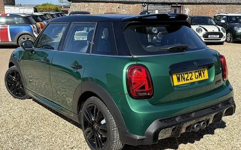 Used Mini Cooper S Hatch 178 HP (130 kW) 2022 Green Hatchback