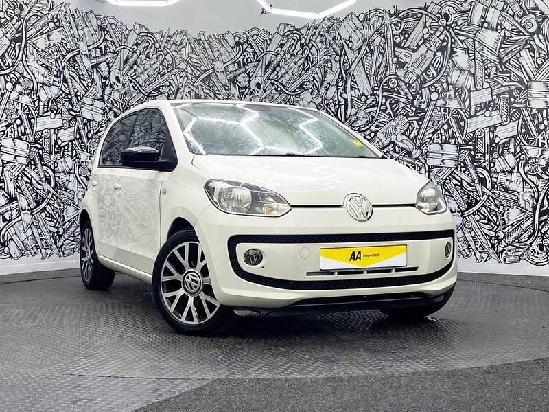 Used VW up! Groove 2013 White Hatchback