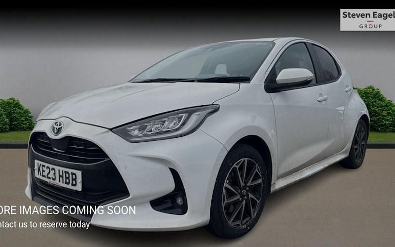 Used Toyota Yaris Hybrid Design 116 HP (85 kW) 2026 Hatchback