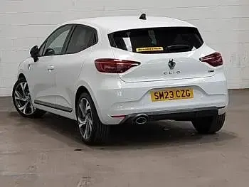 Used Renault Clio V RS Line 90 HP (66 kW) 2023 White Hatchback