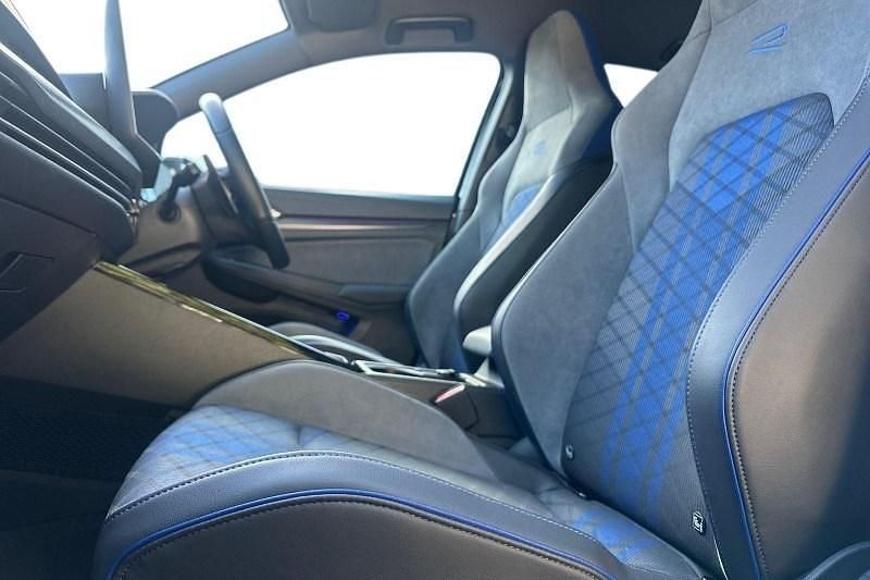 Used VW Golf VIII Black Edition 333 HP (244 kW) 2024 Black Hatchback