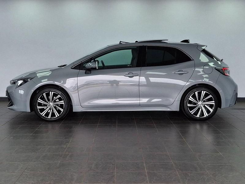 Usado Toyota Corolla Design 2022 Cinzento Citadino