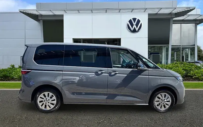 Used VW Multivan Life 218 HP (160 kW) 2025 MPV