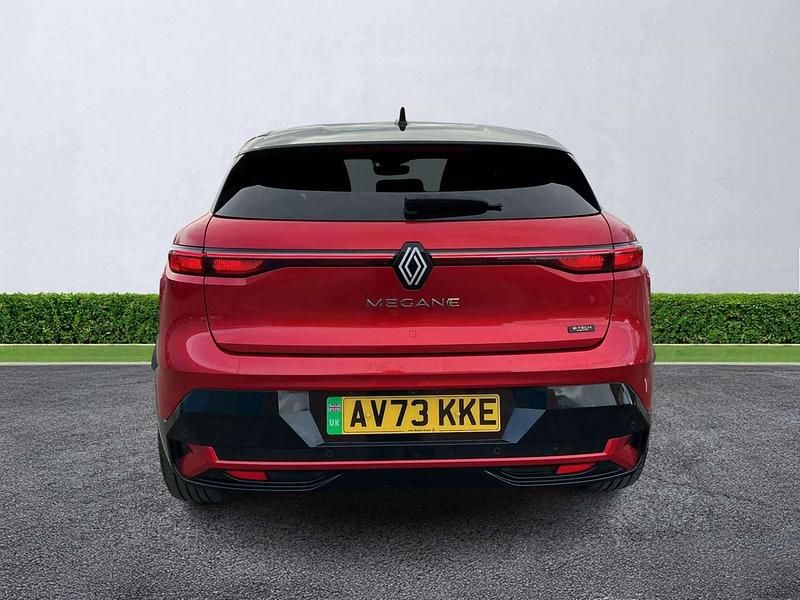 Used Renault Megane E-Tech Techno 160 kW (218 HP) 2023 Red/black Hatchback