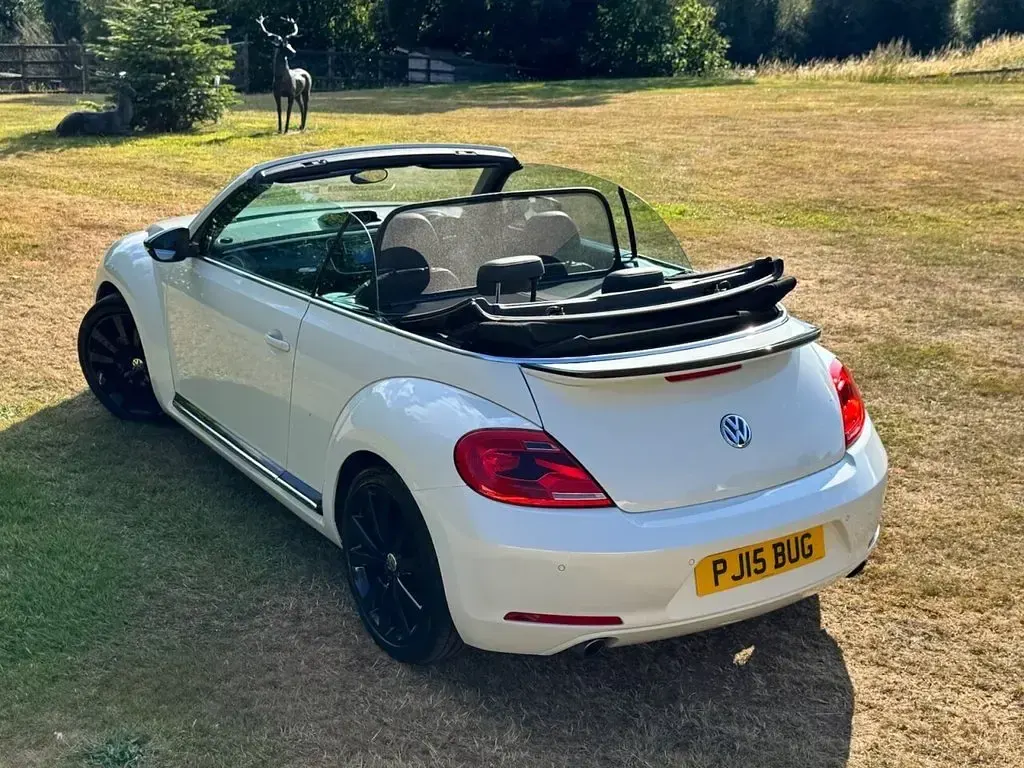 Used VW Beetle Sport 220 HP (161 kW) 2015 White Hatchback