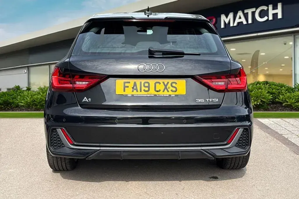 Used Audi A1 Sportback S-Line 150 HP (110 kW) 2019 Black Hatchback