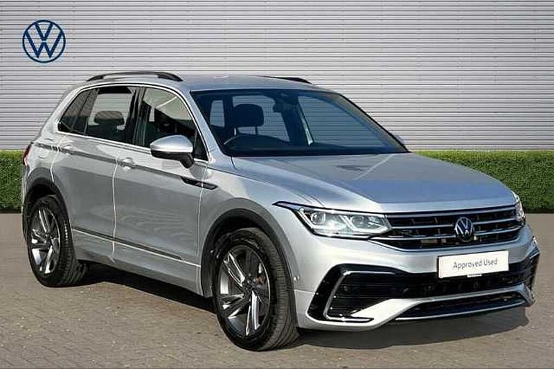 Used VW Tiguan R-line Edition 150 HP (110 kW) 2023 Reflex silver metallic SUV