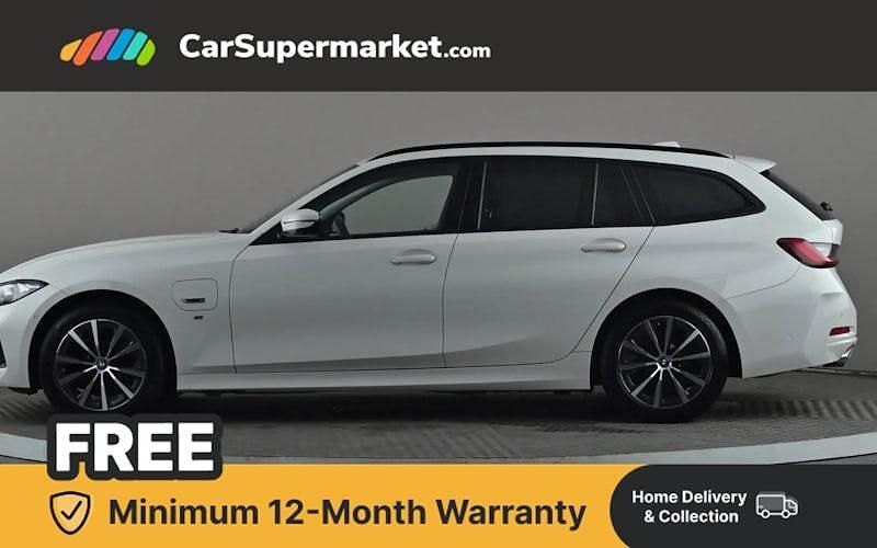 Used BMW 330e Sport Line 292 HP (214 kW) 2024 Estate