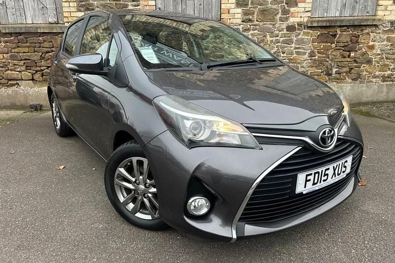 Grey Used 2015 Toyota Yaris Hatchback | £6,995 (Fair price) - Image 1/1