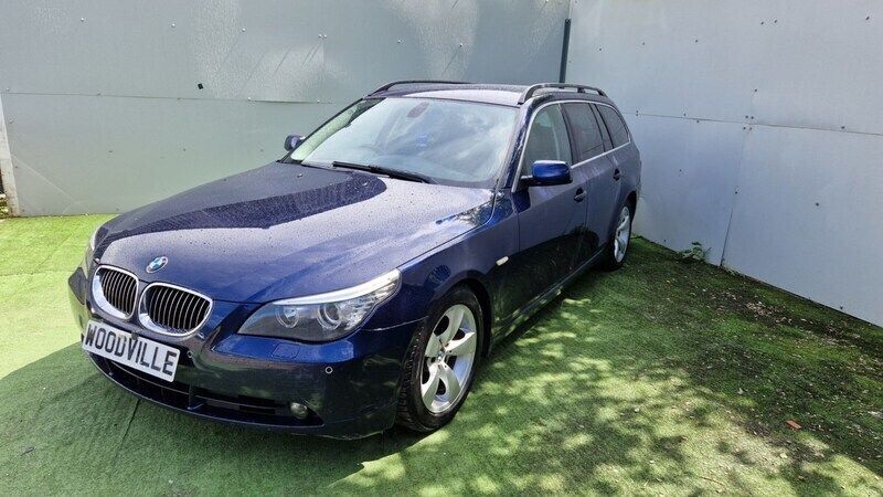 Blue Used 2007 BMW 520 Estate | £2,295 (A bit pricey) - Image 1/4