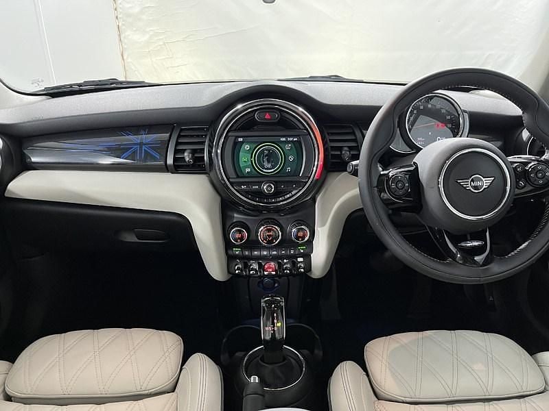 Used Mini Cooper Exclusive 134 HP (98 kW) 2020 Black Hatchback