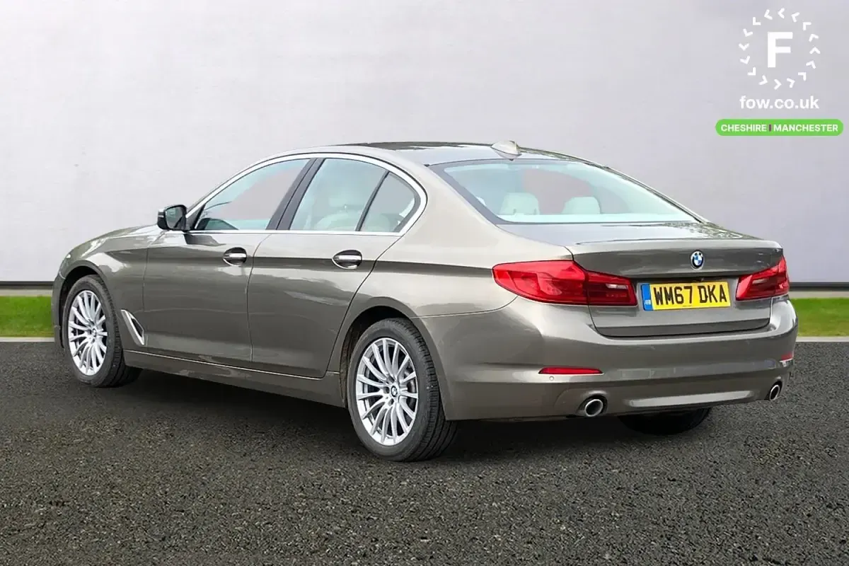 Begagnad BMW 520 Sport Line 187 HK (137 kW) 2017 Brun Sedan