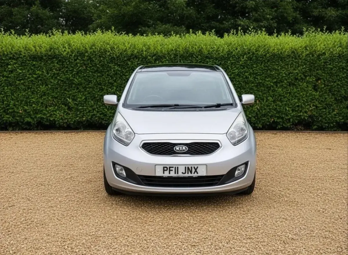 Used Kia Venga 2011 Silver Hatchback