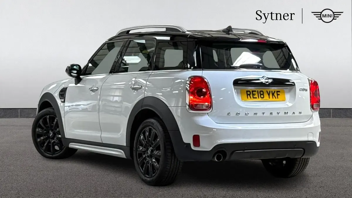Used Mini Cooper Countryman 134 HP (98 kW) 2018 White SUV