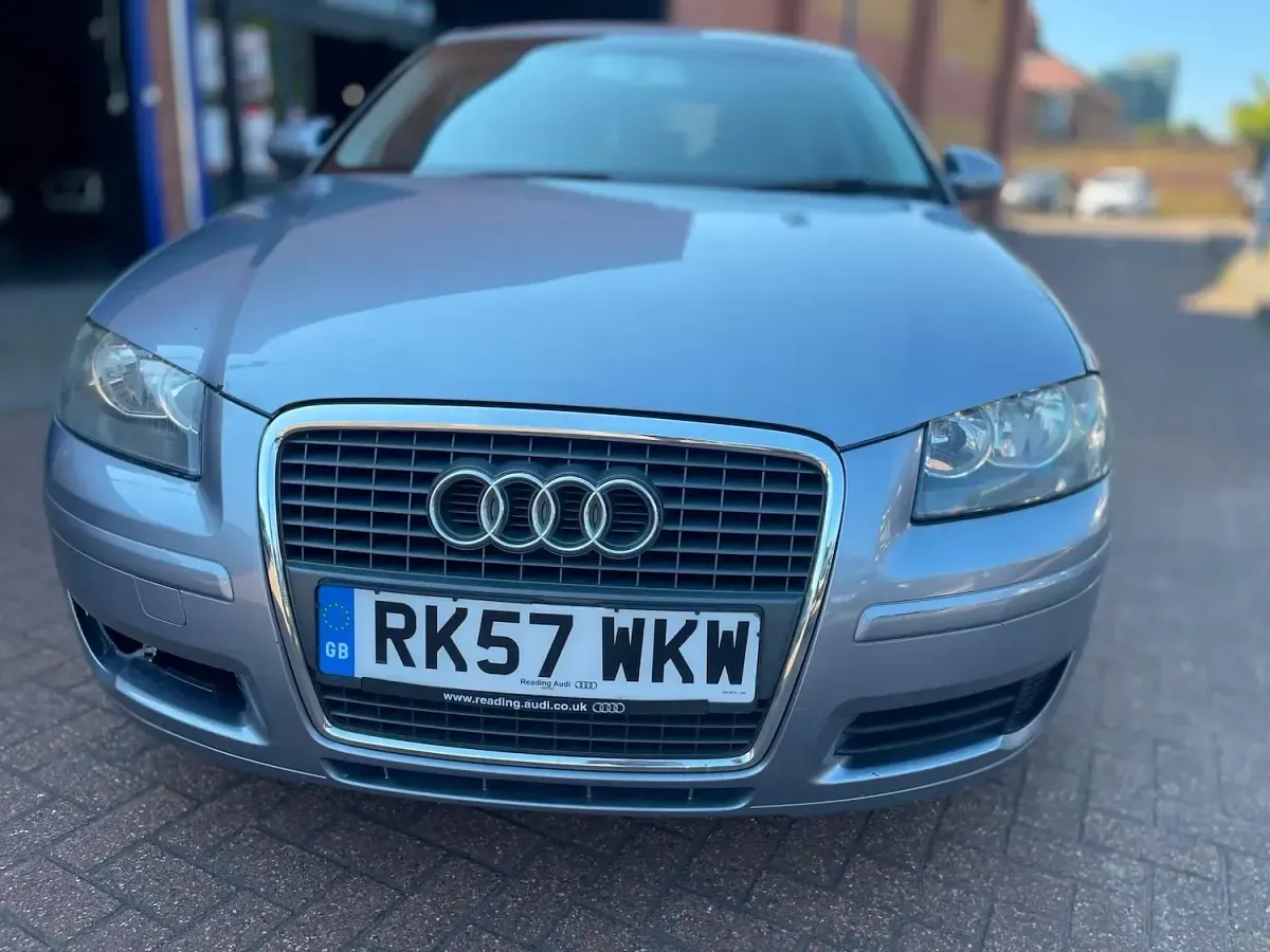 Used Audi A3 Sportback Design 102 HP (75 kW) 2007 Silver Hatchback
