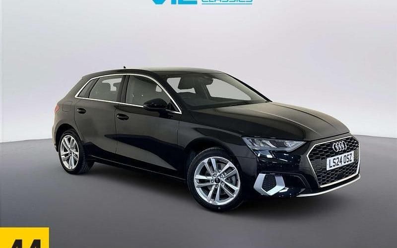 Used Audi A3 Sportback e-tron Sport 204 HP (150 kW) 2025 Hatchback