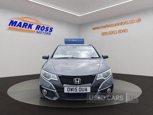 Begagnad Honda Civic SE Plus 120 HK (88 kW) 2015 Grå Halvkombi