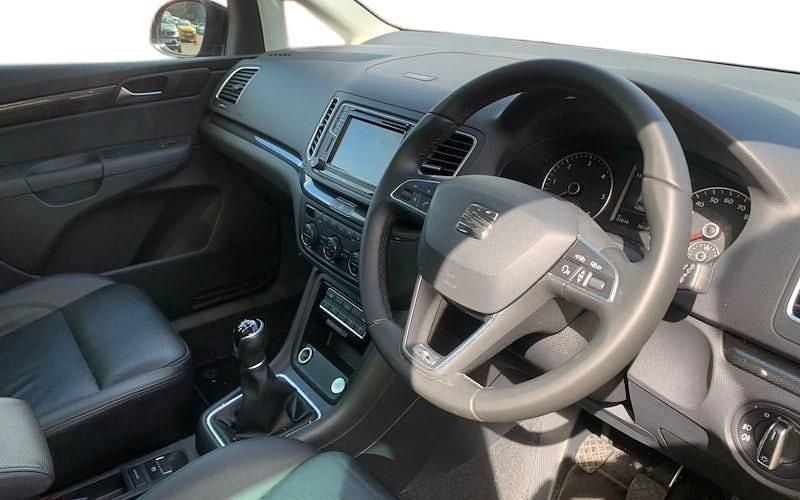 Used Seat Alhambra Ecomotive 150 HP (110 kW) 2020 Black MPV