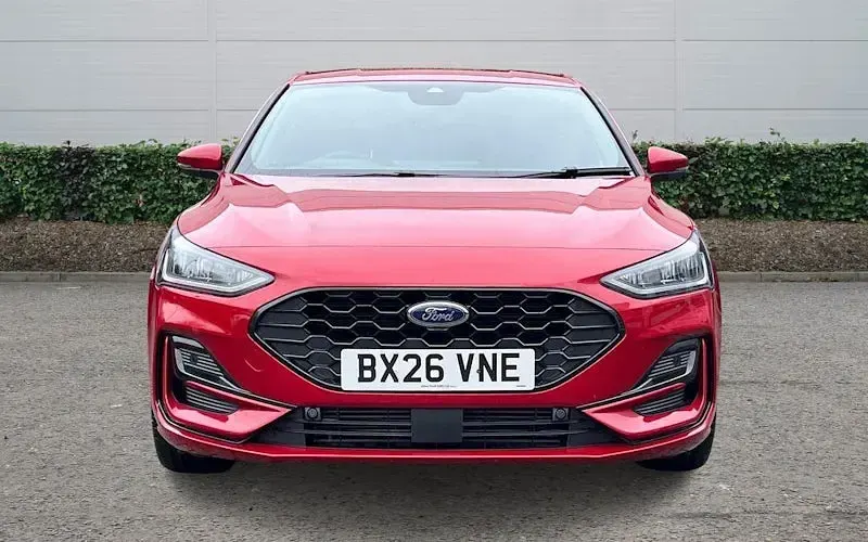 New Ford Focus ST-Line 155 HP (114 kW) 2025 Hatchback