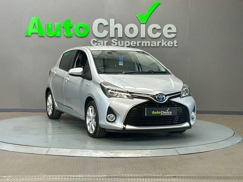 Used Toyota Yaris Hybrid 2016 Silver Hatchback