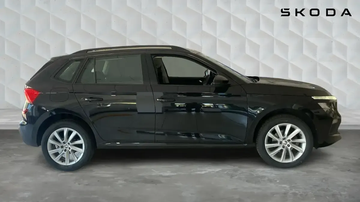 Used Skoda Kamiq SE 150 HP (110 kW) 2024 Black magic pearl effect SUV