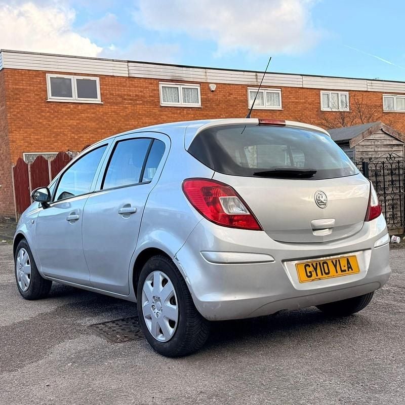Used Vauxhall Corsa 100 HP (73 kW) 2010 Silver Hatchback