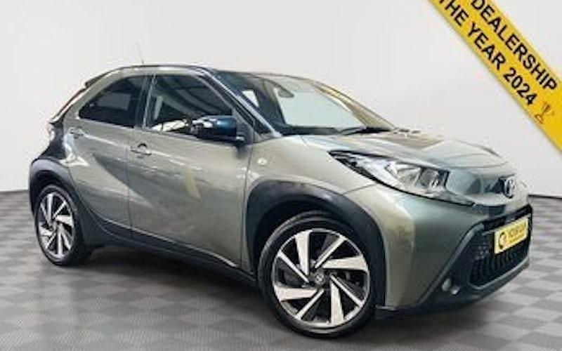 Used 2025 Toyota Aygo X SUV | £10,799 (Super price) - Image 1/4