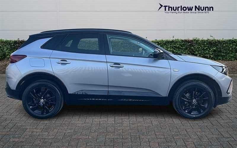 Used Vauxhall Grandland X S 131 HP (96 kW) 2023 Quartz grey SUV