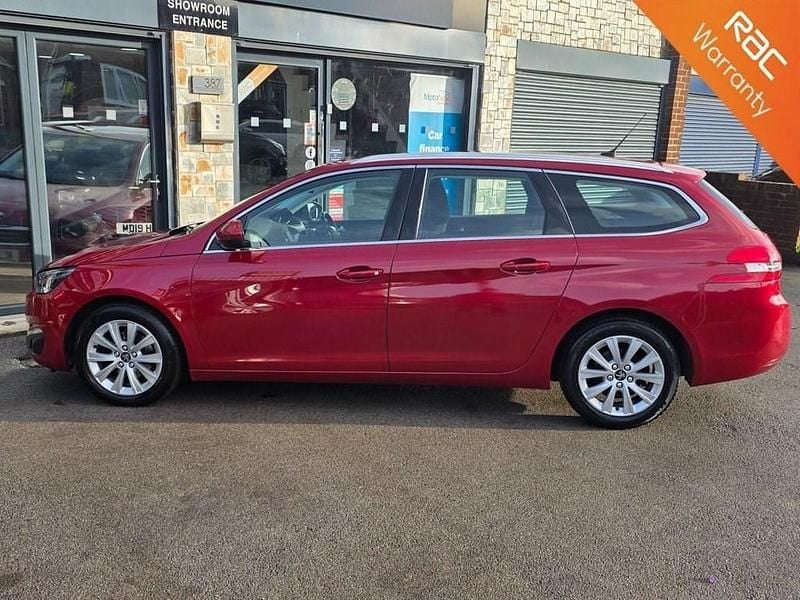 Used Peugeot 308 SW Allure 120 HP (88 kW) 2015 Red Estate